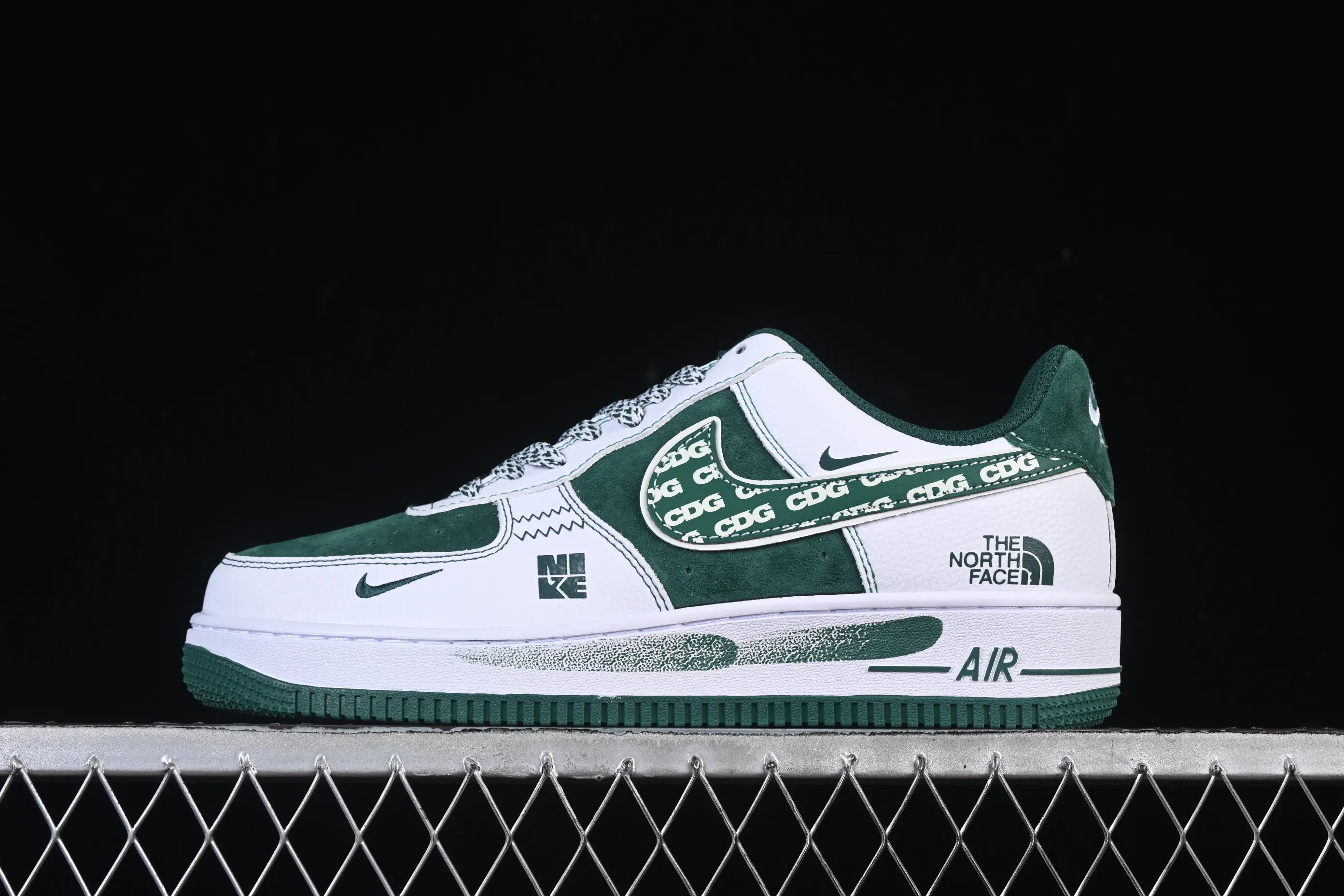 All categories Nk Air Force 1 Air Force series Nk Air Force 1 Low Air Force low top Nike Air Force 1'07 Low North Face joint Green Pig Eight suede Air Force 1 low top casual sneakers SU2305-561